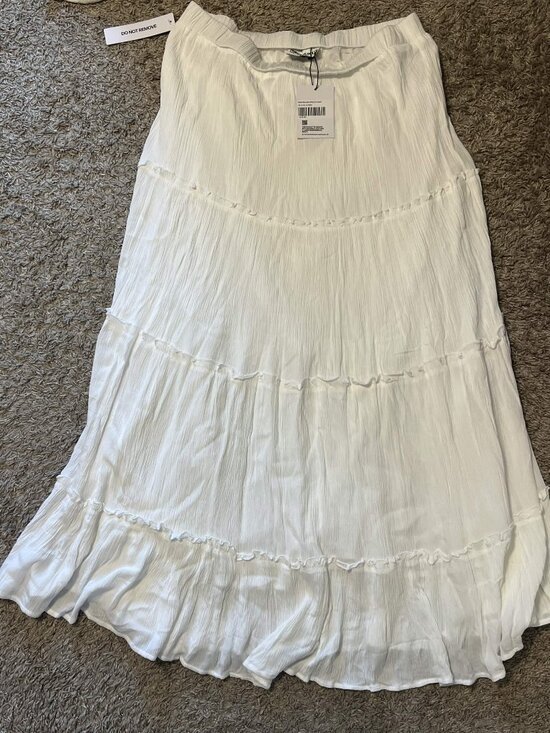 Princess Polly Dresses & Skirts - BNWT Princess Polly Miriah Maxi Skirt - Size 12